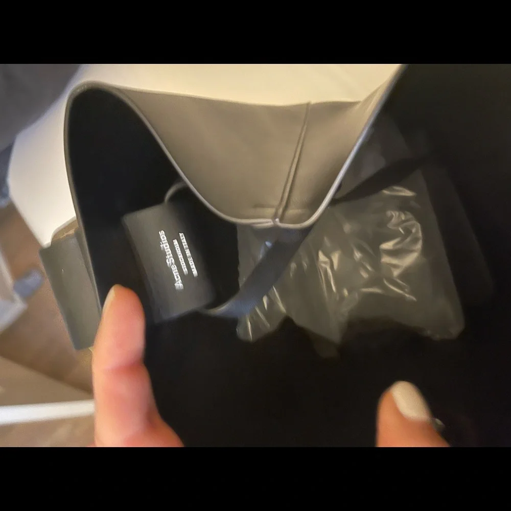 Acne Studios Musubi Bucket bag - Picture 2 of 6